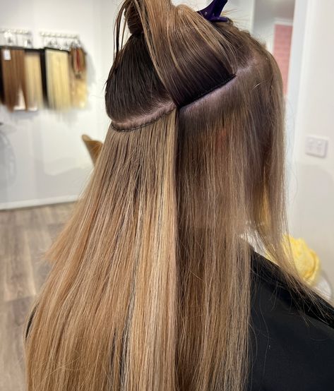 What we LOVE about our wefts 👇🏼 • NO GLUE = no sticky residue left in hair after removal • Comfortability • Versatility • Damage FREE. We pride ourselves on having extension methods that are damage free. There is no excuse for an extension installation that causes damage to the hair. • Undetectable • 6-8 week maintenance ensures the regrowth isn’t too intense, keeping the extension install clean and easy to maintain. • THE CONFIDENCE - the feelings extensions give is truly UNMATCH... Hair Extensions Aesthetic, Mega Hair, 2025 Vision, Ideal Client, Aesthetic Pictures, Hair Extensions, Hair Stylist, Glue, Vision Board