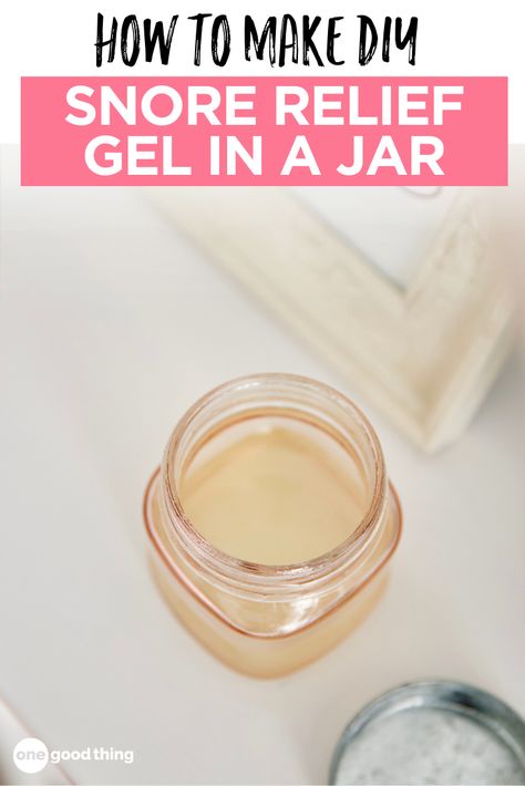 How To Make Snore Relieving Gel In A Jar - Looking for a natural remedy for snoring that's both easy and effective? This is it, and now I can't believe I ever lived without it! Natural Snoring Remedies, Snoring Essential Oils, Marjoram Essential Oil, Snoring Remedies, How To Stop Snoring, Detox Bath, The Ego, Diy Remedies, Dream Symbols