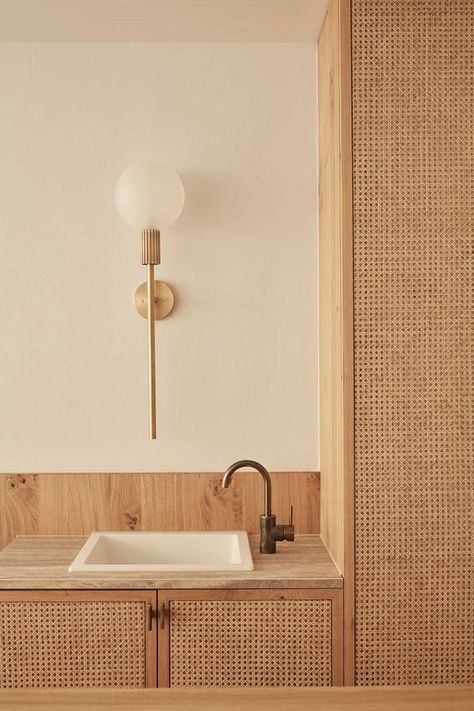 Spaces Design Anthology, Art Deco Bathroom, Art Deco Buildings, Beach House Interior, Beach House Design, Interior Trend, 인테리어 디자인, Home Interior, Small Bathroom