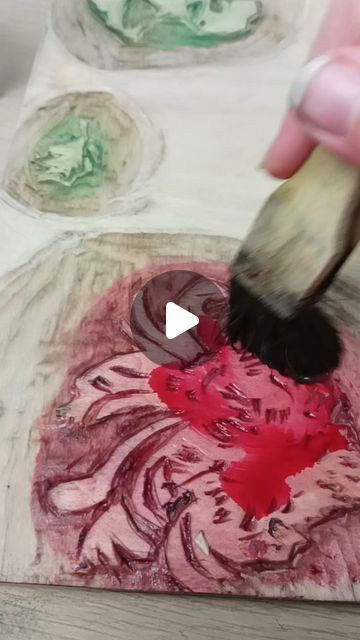 video of woodcut print being created step by step, to make a chrysanthemum flower. Printmaking, Brushing, Japanese Printmaking, Japanese Woodcut, Japanese Woodblock, I Am Loving, Gradient Background, Chrysanthemum, You Think