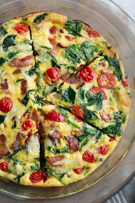 Fritata Recipe, Fighter Diet, Bacon Frittata, Easy Frittata Recipe, Baked Frittata, Easy Frittata, Veggie Fritters, Burrito Casserole, Spinach Frittata