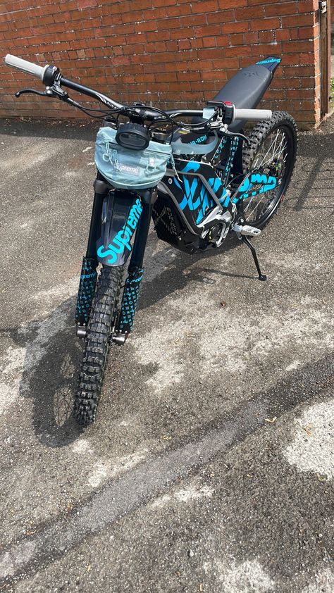 Ron Aesthetic, Surron Electric Bike, Surron Bike, Custom Dirt Bike, Sur Ron, Best Motorbike, Dirt Biking, Motocross Love, Cool Dirt Bikes