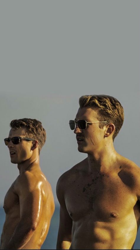 Miles Teller And Glen Powell, Topgun Maverick Hangman, Hangman And Rooster Fanart, Rooster Hangman, Glen Powell Aesthetic, Hangman X Rooster, Topgun Aesthetic, Hangman And Rooster, Glen Powell Wallpaper