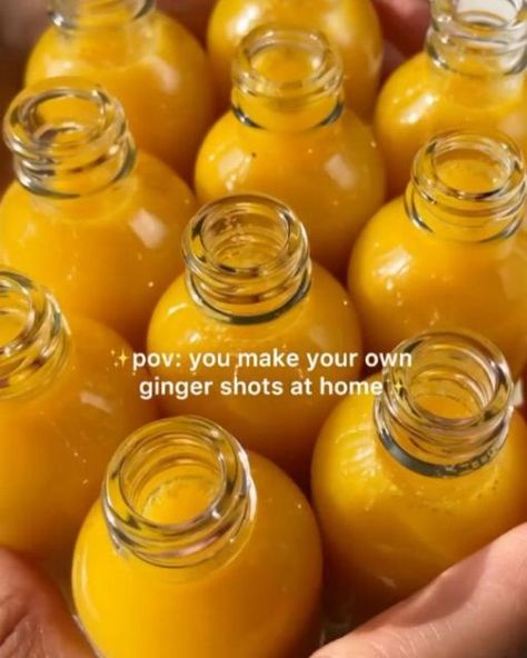 @easyvegan4u on Instagram Ginger Shot Recipe, Vegan Plan, Ginger Shots, Healthy Juicer Recipes, Healthy Juice Drinks, Energy Shots, Ginger Shot, Wellness Shots, Plant Based Cookbook