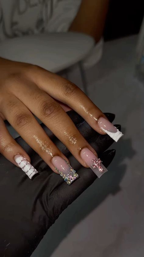 Medium Length Baddie Nails, Baddie Birthday Nails Medium Length, Acrylic Nail Designs Black Women, Medium Nails Square, Chrome Hearts Nails, Poppin Nails, Cousin Birthday, Hard Nails, Heart Nail