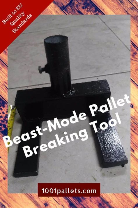 Dismantle pallets like a beast with this low-cost pallet breaking tool. This tool allows you to break down a pallet in minutes while preventing damage to the deck boards. No electricity needed: This Pallet Breaking Tool is a cost-effective way to build pallet projects! I make this pallet buster ... #PalletDismantling #Workshopandtools Pallet Breaker, Pallet Buster, Pallet Tool, Deck Cost, Deck Building Plans, Repurpose Pallets, Deck Framing, 1001 Pallets, Used Pallets