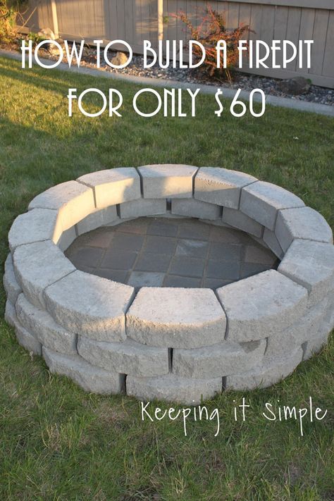 Diy Outdoor Fireplace, Outdoor Fire Pit Designs, Backyard Remodel, Fire Pit Area, Diy Outdoor Decor, Diy Fire Pit, Backyard Diy Projects, Backyard Fire, Budget Backyard