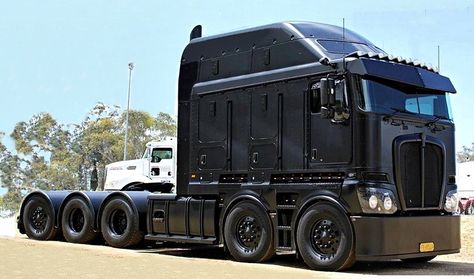 Diseal Trucks, Wojskowy Humor, Custom Big Rigs, Large Truck, Cab Over, Show Trucks, Kenworth Trucks, Peterbilt Trucks, Big Rig Trucks