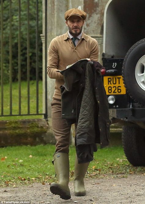 Hunting Fashion, Mode Country, Countryside Fashion, British Country Style, David Beckham Style, Mens Fashion Country, Style Anglais, Country Attire, Mens Fashion Smart