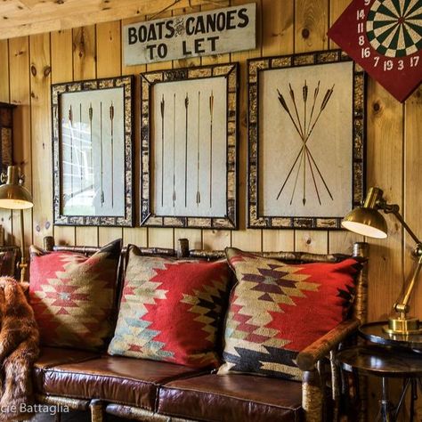 Lodge Furniture Ideas, Lodge Style Decorating Rustic, Western House, Lodge Furniture, Camp Decor, Motor Lodge, Vintage Cabin, The Adirondacks, Luxury Cottage