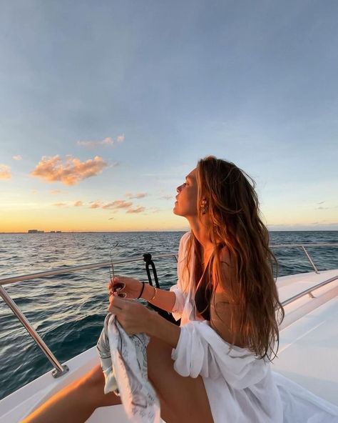 Sunglasses, Hair, Instagram, The Ocean, Asli Enver, Nov 6, In The Ocean, Sunglasses Women, On Instagram