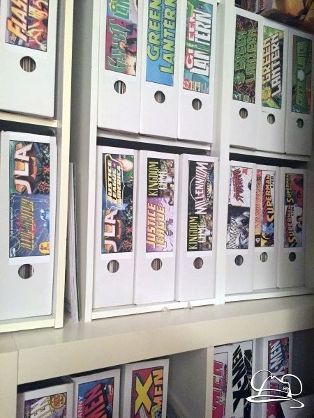 A different way of storing comic books other than using the standard boxes. Book Storage Ideas Diy, Comic Book Storage Ideas, Comic Book Organization, Comic Organization, Comic Book Rooms, Book Storage Ideas, Comic Book Makeup, Comic Storage, Comic Book Display