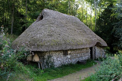 Medieval Cottage, West Sussex * | This building was rescued … | Flickr Medieval Cottage, Medieval Peasant, Thatched House, Medieval England, Medieval Houses, Medieval Life, Medieval World, English Cottage Garden, Thatched Cottage