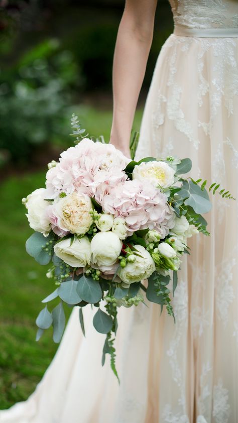 Pastel Pink Hydrangea Wedding Bouquet Bride Bouquet Hydrangea, Blush Pink Hydrangea Bouquet, Wedding Bouquets Peonies Hydrangeas, Wedding Bouquets Bride Hydrangea, Bridal Bouquet Hortensia, Hydrangea Wedding Bouquet Pink, Hydrengas Bouquet Ideas, Roses And Hydrangea Bouquet, Peony And Hydrangea Bouquet