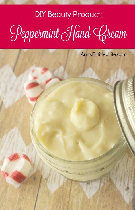 DIY Peppermint Hand Cream. A refreshing holiday scented hand cream that can be customized to any aroma. Soothing to chapped and dry hands, this peppermint hand cream make a great gift, or just keep it for your personal homemade body product use. Diy Hand Cream, Hand Cream Homemade, Homemade Beauty Recipes, Homemade Moisturizer, Diy Lotion, Diy Body Scrub, Aroma Therapy, Homemade Lotion, Essential Oil Blends Recipes