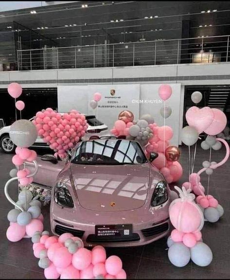 Feminine Cars Aesthetic, Luxury Birthday Gifts Aesthetic, Car Gift Aesthetic, Car Birthday Decorations Ideas, Nice Cars For Women, His And Hers Cars, Prom Pic Ideas, Car Present, Car Decorations Interior