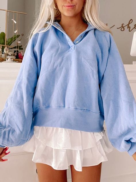 Beautiful. Glares very bright. Perfectly packaged. Fast delivery. 1A Preppy Bathrobe, Comfy Easter Outfits, Preppy Summer Outfits 2023, Preppy Asthetics Outfit, Preppy Blue Outfits, Button Down Top Outfit, Coastal Girl Outfits, Preppy Southern Outfits, Cute Preppy Outfits For School