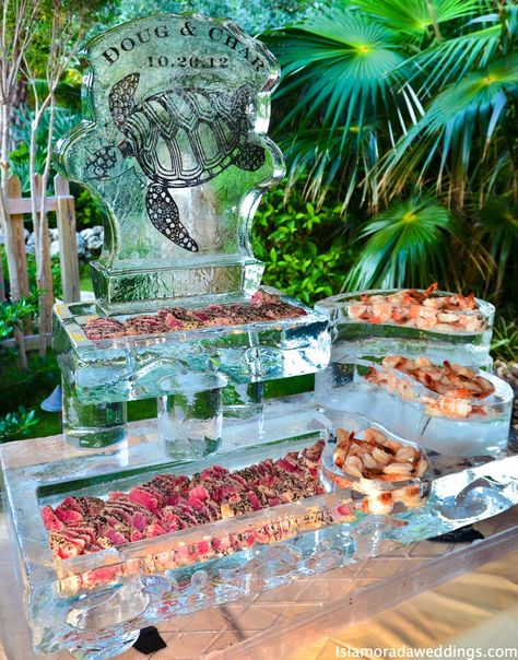 Ice Sculpture for Seafood Display, Shrimp and Ahi Tuna Ice Buffet Ideas, Wedding Seafood, Lime Shrimp Bowl, Chile Lime Shrimp, Seafood Display, Seafood Dinner Party, Ice Sculpture Wedding, Seafood Casserole Recipes, Seafood Boil Party