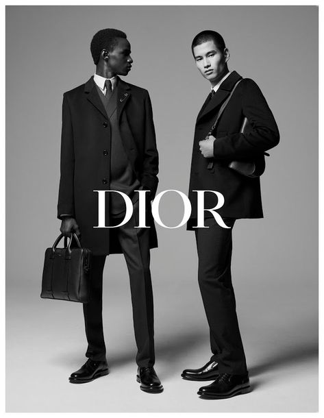 Men Fashion Photoshoot, Fashion Models Men, Dior Men, Fashion Model Poses, Men Dior, Men In Suits, Mens Editorial, Campaign Fashion, Men Photoshoot