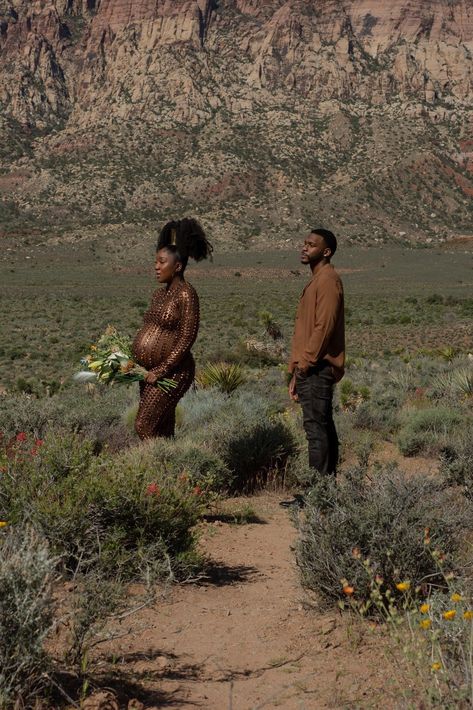 Maternity Photo Shoot Ideas Black Couple, Maternity Photo Shoot Ideas Couples Outdoor, Pregnancy Aesthetic Black, Pregnancy Couple Photoshoot, Whimsical Maternity Shoot, Maternity Photo Shoot Ideas Outdoor, Maternity Photography Black Couples, Outdoor Pregnancy Photoshoot, Outdoor Maternity Pictures