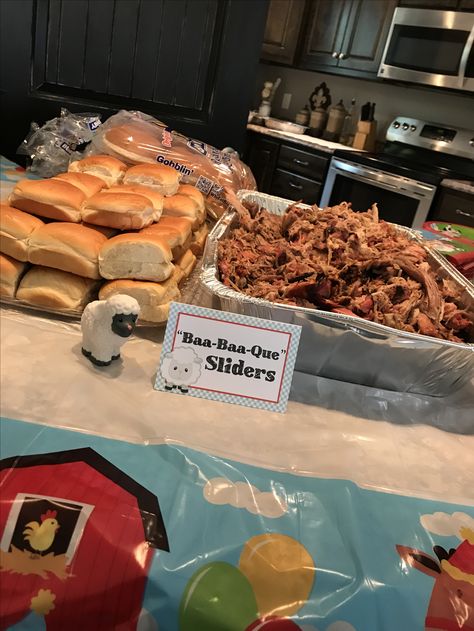 Farm party food. BBQ sliders First Birthday Bbq, Birthday Bbq Food, Farm Party Food, Farm Party Foods, Bbq Food Ideas, Bbq Sliders, Rodeo Birthday Parties, Tractor Birthday Party, Cow Birthday Parties