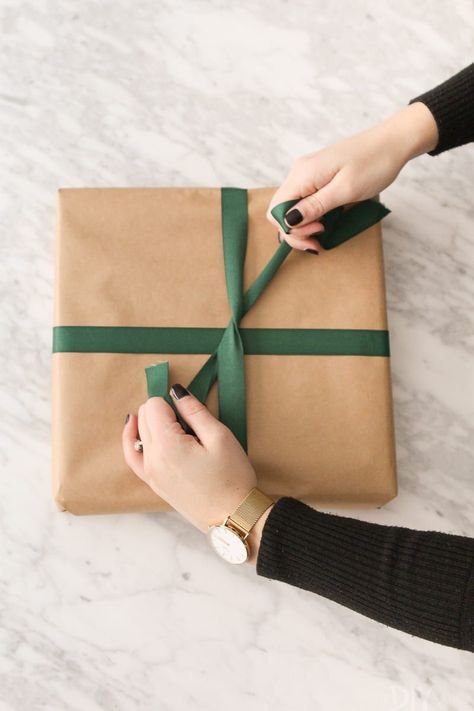 How To Put Ribbon On A Gift, Ribbon On Presents How To Tie, Tie Gift Ribbon, Gift Wrapping Ribbon Ideas Bow Tutorial, How To Tie Velvet Ribbon Bow On Present, Tying Ribbon On Gift, Chiffon Ribbon Gift Wrap, Gift Wrap Ribbon Ideas, How To Wrap Ribbon On A Present