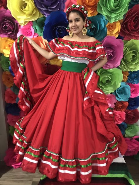 Excited to share this item from my #etsy shop: Mexican dress with top Handmade skirt Frida Kahlo style-womans mexican boho coco theme party day of the dead costume 100cm Hispanic Costume Ideas, Mexican Fiesta Dresses, Jalisco Dress, Folklorico Dresses, Mexican Style Dresses, Mexico Dress, Mexican Skirts, Mexican Clothing, Traditional Mexican Dress