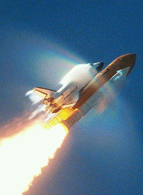 Nasa Space Shuttle, Air Space, Space Pictures, Space Program, Sonic Boom, Earth From Space, Space Nasa, Space Flight, Space Shuttle