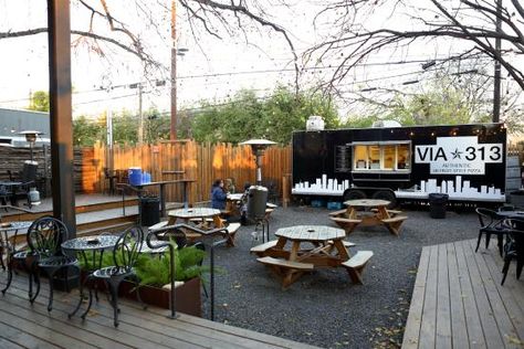 Another Patio Food Court with Austin Food Trucks and Trailers Food Truck Garden, Food Truck Courtyard, Outdoor Food Court Design, Food Truck Beer Garden, Food Truck Park, Food Truck Plaza, Food Court Design, Outdoor Restaurant Patio, Small Restaurant Design