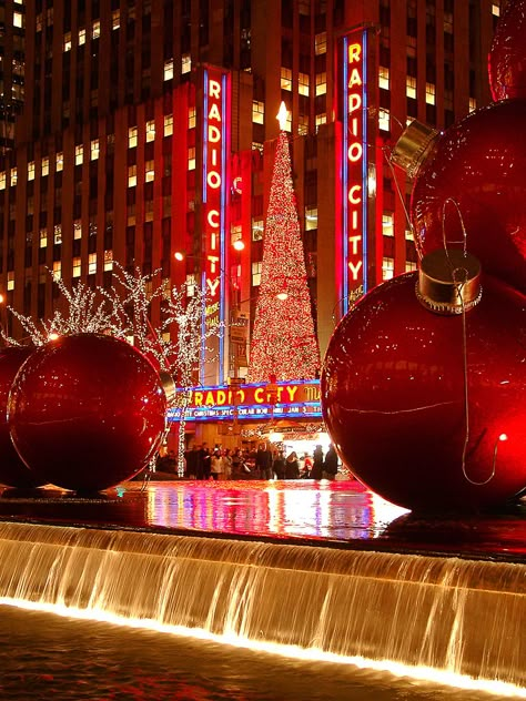 New York City Christmas, Giant Christmas Ornaments, City Christmas, Christmas Spectacular, Nyc Christmas, Christmas In The City, I Love Nyc, Radio City Music Hall, Radio City