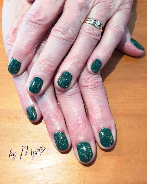 Had a fun time doing my grandmothers nails at her home with just Gellak. 💖 Normally, I use Builder Gel in the salon, but for my grandmother I made an exception. Look how cute her nails turned out! 🥰 Did you see that I've recently started creating Press on Nails, which are reusable? 😱 Take a look on my website for ideas and to order. Loving this new creative journey! ✨ Liefs! Customer nails @ my Grandma 🥰 #gellak #reusablepressonails #reusablenails Nails For Grandma, Nails Green, Her Nails, Builder Gel, My Grandmother, Gel Nail Designs, The Salon, Fun Time, My Website