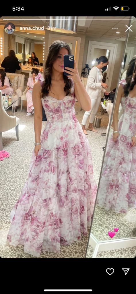 Floral Prom Dress Aesthetic, Long Flower Dress Casual, Secret Garden Prom Dresses, Prom Dress Ideas 2024, Floral Formal Dress Long, Girly Outfits Dresses, Easter Prom Dress, Prom Dresses Flowers, Prom Dresses With Flowers