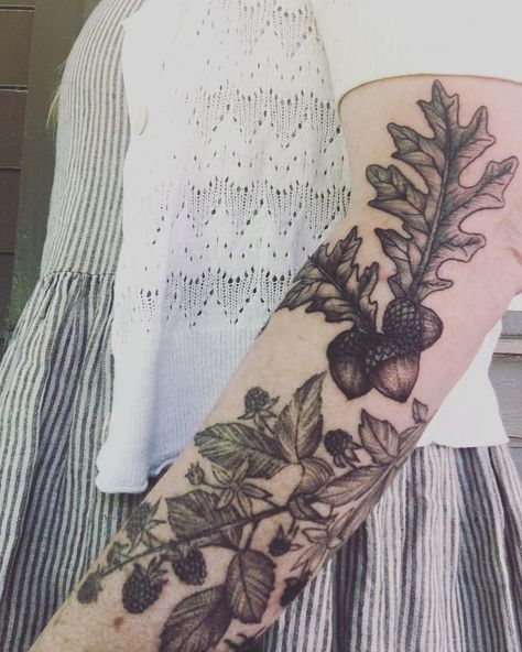 Oak Leaves And Acorns Tattoo, Poison Oak Tattoo, Live Oak Tattoo, Birch Leaf Tattoo, Oak Branch Tattoo, Autumnal Tattoo, Oak Tree Leaf Tattoo, Leaves Tattoo Sleeve, Tree Leaves Tattoo