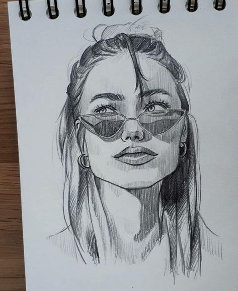 #love #art #pencil #pencildrawing #ideas #inspiration #aesthetic #draw Studio Painting, Girl Drawing Sketches, Portraiture Drawing, Art Sketches Pencil, Art Drawings Sketches Creative, Cool Sketches, Creative Drawing, Art And Illustration, Instagram Art