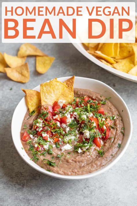 Vegan Bean Dip, Bean Dip Recipe, Vegan Bean, Vegan Appetizers Recipes, Bean Dip Recipes, Homemade Tortilla, Healthy Appetizer, Vegan Snack Recipes, Homemade Tortilla Chips