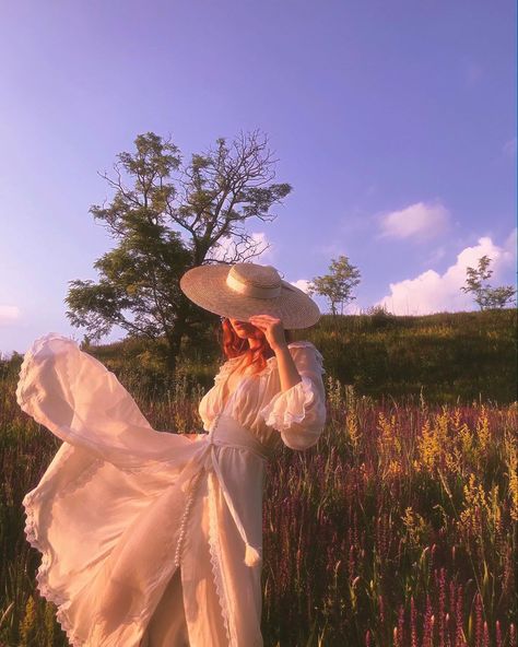 Your Fairytale Muse on Instagram: “The story of one silk dress made from dreams✨💫 ⠀ Dress by @your_ptashka 🕊” Cottagecore Fashion Aesthetic, Cottagecore Fashion, Profile On Instagram, Memoirs, Silk Dress, Muse, The Story, Couture, Silk