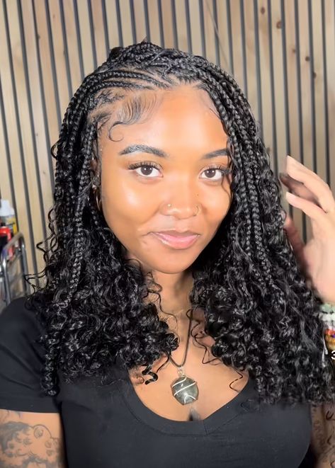 Cornrow Rasta, Cornroll Rasta Braids, Corn Rows With Curly Hair, Boho Feed In Braids Cornrows, Corn Row, Versatile Fulani Braids, Hair Braid Designs, Bob Braids Hairstyles, Bob Braids