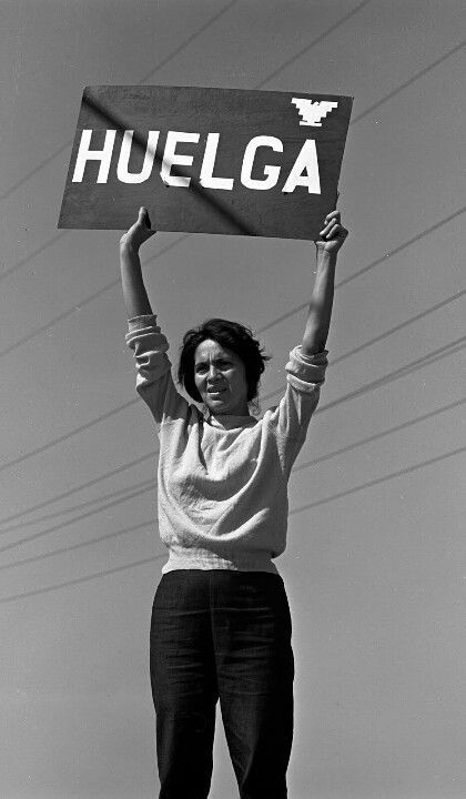 Dolores Huerta holds a sign that says “Strike” in Spanish, at the beginning of the Delano, California grape strike in 1965. The strike and subsequent boycott brought the farmworker movement to national prominence.   Photo credit: Harvey Richards Media Archive Farm Workers, Cesar Chavez, Civil Rights Leaders, History Quotes, Womens March, Hispanic Heritage Month, Womens History Month, National Portrait Gallery, Women In History