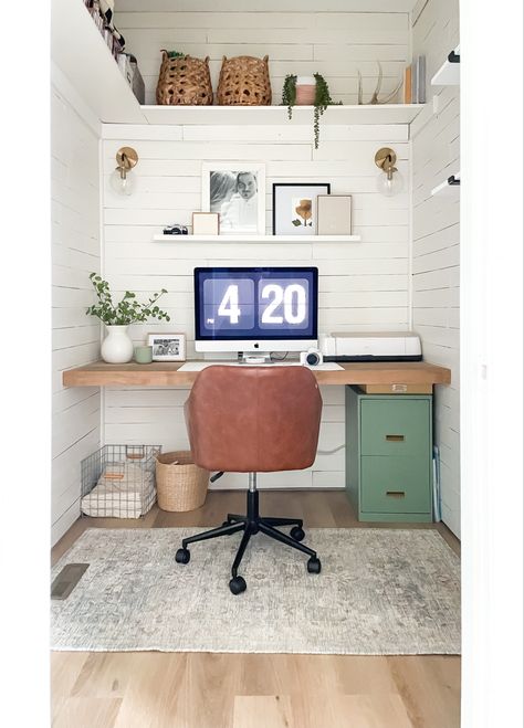 Shiplap office Cloffice leather desk chair built in desk Organic Modern Home Office, Closet Office Ideas Small Walk In, Closet Turned Office, Blonde Vinyl, Cloffice Ideas, Organic Modern Home, Work From Home Space, Beachy Blonde, Closet Desk