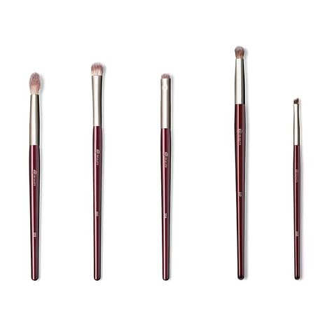 Eyeshadow Brush Set for Blending, Smudging & Defining Eyeshadow and Eyeliner | Premium Eye Makeup Brushes for Precise Application Bk Beauty Brushes, Smoky Eyeliner, Eyeshadow And Eyeliner, Crease Brush, Eyeshadow Brush Set, Fill In Brows, Eye Brushes Set, Beauty Brushes, Favorite Makeup