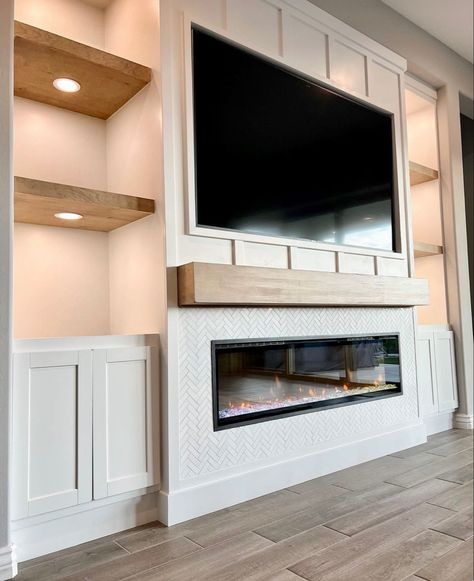 Home Decor Closet, Decor Closet, Closet Art, Built In Shelves Living Room, Living Room Built Ins, Basement Living Rooms, Fireplace Built Ins, Living Room Decor Fireplace, Entertainment Area