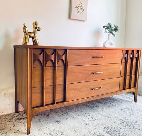 Mid century style bedroom