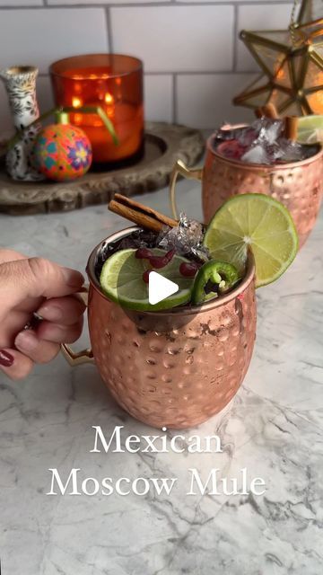 Growing Up Sarita | Easy Mexican Recipes on Instagram: "We love Moscow mules but here’s my Mexican twist on this favorite holiday drink! The jalapeño and lime juice make it all work with the ginger beer! You have got to try this Mexican version of Moscow Mule! 🍹Should I call it BURRITO DE MOSCÚ?!🤣 give me your ideas below! 👇 Mexican Moscow Mule recipe: 4 parts pomegranate juice or hibiscus tea 2 parts lime juice 4 parts simple syrup (or use sugar to sweeten) 4 parts tequila Splash of ginger beer Garnish with limes, pomegranate seeds, cinnamon sticks Enjoy the best Mexican Moscow Mule! Salud!" Mexican Mule, Easy Mexican Recipes, Moscow Mules, Moscow Mule Recipe, Mule Recipe, Holiday Drink, Mexican Christmas, Easy Mexican, Mexican Food Recipes Easy