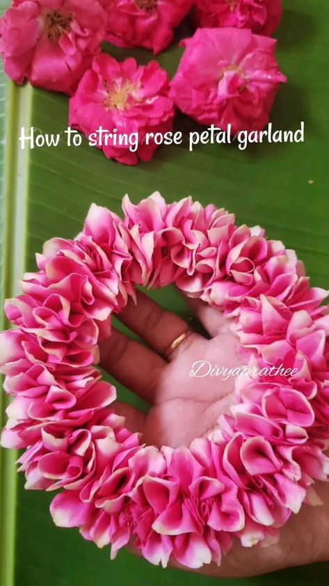 Hair Gajra, Flower Garland Diy, How To Make Garland, Flower Jewelry Designs, Diy Floral Decor, Flower Garland Wedding, Flower Decorations Diy, Wedding Crafts Diy, Damask Rose