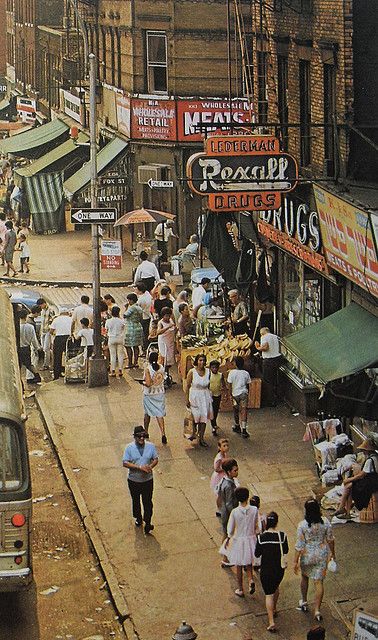 new york city 1960s east 156th street vintage by christian montone Walking Down The Street, I Love Nyc, Greenwich Village, Vintage New York, City Street, New York State, Street Scenes, Vintage Photography, Historical Photos