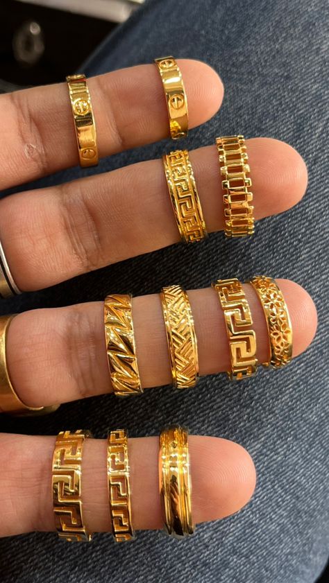 Casting Rings Gold Gents, Gents Gold Ring Design, Gold Ring Aesthetic, Arab Gold, Gents Gold Ring, Gents Rings, Gold Ring Design, Ring Aesthetic, Gents Ring