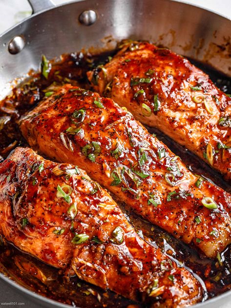 Easy Teriyaki Salmon Recipe - #teriyaki #salmon #recipe #eatwell101 - This Teriyaki salmon recipe is simple, quick, and is super flavorful. - #recipe by #eatwell101® Tuna Teriyaki Recipe, Saute Salmon Recipes, Tuna Teriyaki, Teriyaki Salmon Bowl Recipe, Terriaki Salmon Recipe, Teriyaki Salmon Bowl, Grilled Teriyaki Salmon, Baked Teriyaki Salmon, Salmon Fillet Recipes