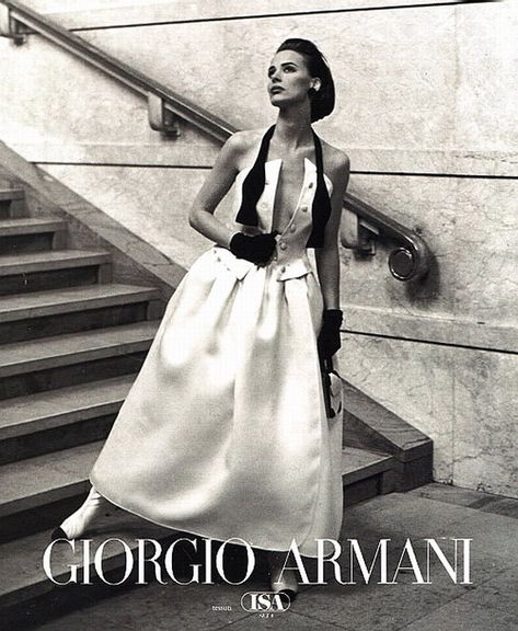 Lara Harris in Giorgio Armani, 1992 Armani You, 90s Model, Armani Women, 90s Models, Peter Lindbergh, Late 80s, Early 90s, Italian Fashion Designers, Moda Vintage