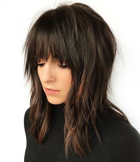 Below The Shoulder Shag Cut With Bangs Medium Shaggy Hairstyles, Free Hairstyle, Modern Shag Haircut, Medium Shag Haircuts, Shaggy Bob, Shaggy Haircuts, Hairstyle Trends, Shag Hairstyles, Classic Hairstyles