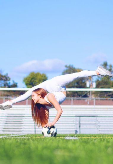 All About Anna, Anna Mcnulty, Flexibility Dance, Gymnastics Skills, Dance Photography Poses, Gymnastics Poses, New Profile, Gymnastics Photos, Dancer Workout